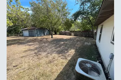 9415 Musgrave Drive, Dallas, TX 75217 - Photo 18