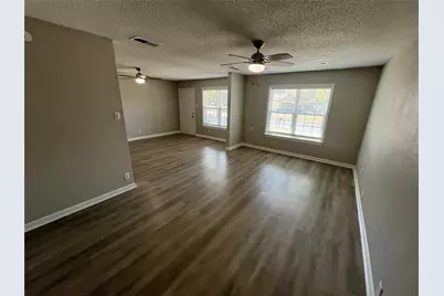 9415 Musgrave Drive, Dallas, TX 75217 - Photo 6