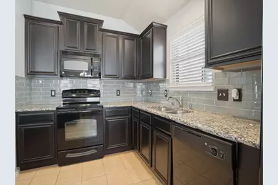 15012 Frisco Ranch Drive, Little Elm, TX 75068 - Photo 10