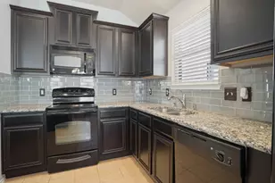 15012 Frisco Ranch Dr, Little Elm, TX 75068 - Photo 10