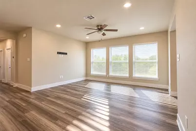 600 N Garrett Avenue, Garrett, TX 75119 - Photo 8
