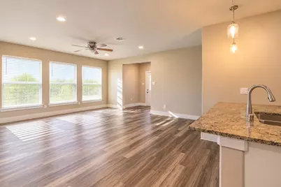 600 N Garrett Avenue, Garrett, TX 75119 - Photo 2