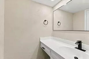 1802 Greenspring Cir, Garland, TX 75044 - Photo 20