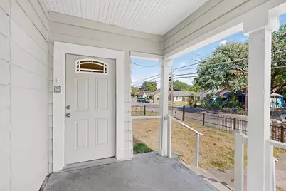 3827 Myrtle Street, Dallas, TX 75215 - Photo 4