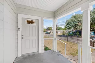 3827 Myrtle St, Dallas, TX 75215 - Photo 4