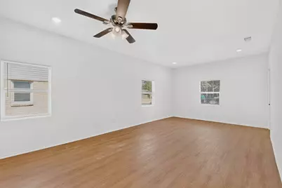 3827 Myrtle Street, Dallas, TX 75215 - Photo 6