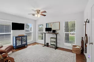 712 Thersa Dr, River Oaks, TX 76114 - Photo 24