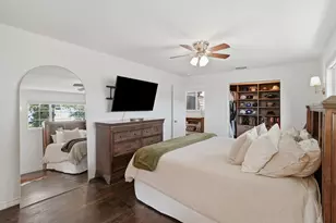 712 Thersa Dr, River Oaks, TX 76114 - Photo 18