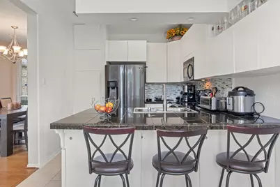 215 Cimarron Trail #1, Irving, TX 75063 - Photo 12