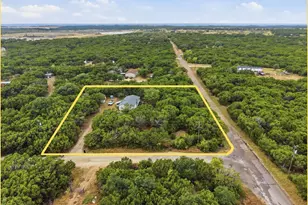 900 Cedar Break Ct, Cleburne, TX 76033 - Photo 1