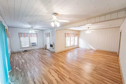 901 W Hullum Street, Breckenridge, TX 76424 - Photo 16