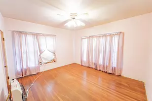 901 W Hullum St, Breckenridge, TX 76424 - Photo 12