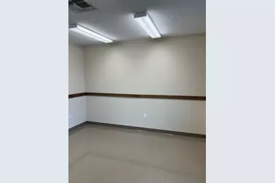1910 W Henderson Street, Cleburne, TX 76033 - Photo 18