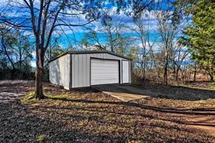 115 Elm Creek, Pottsboro, TX 75076 - Photo 2
