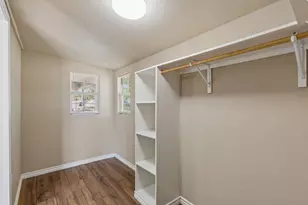 627 Hartsdale Dr, Dallas, TX 75211 - Photo 18
