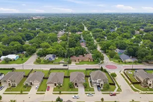 2704 Dancing Flame Dr, Denton, TX 76201 - Photo 32
