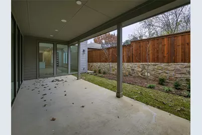 2326 Vagas Avenue, Dallas, TX 75219 - Photo 14