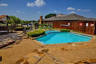 2610 Lakehill Ln, Carrollton, TX 75006 - Photo 2
