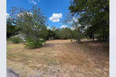 4003 Cherokee Court, Granbury, TX 76048 - Photo 4