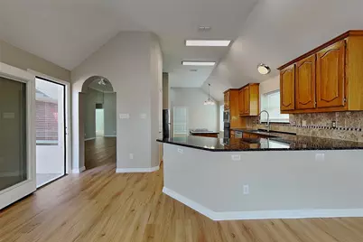 1527 Jeanette Way, Carrollton, TX 75006 - Photo 4