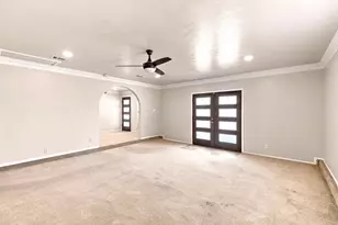 1041 Tuskegee St, Grand Prairie, TX 75051 - Photo 8