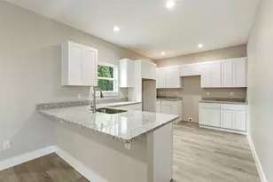 4311 Montie St, Dallas, TX 75210 - Photo 2