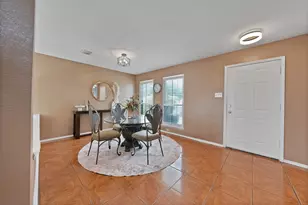 2326 McIntosh Ct, Lancaster, TX 75134 - Photo 6