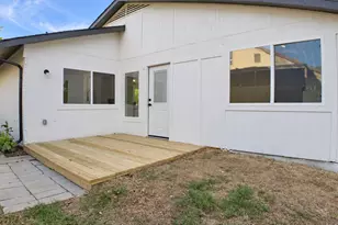 2417 Via Barcelona, Carrollton, TX 75006 - Photo 18