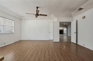 121 N Willow St, Mansfield, TX 76063 - Photo 14