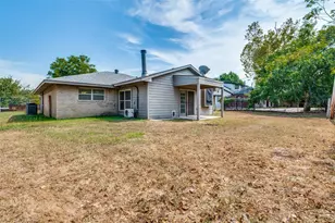 121 N Willow St, Mansfield, TX 76063 - Photo 20