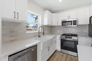 621 Truman St, Arlington, TX 76011 - Photo 8