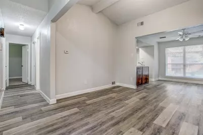 1013 Carriagehouse Lane, Garland, TX 75040 - Photo 4