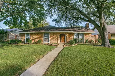 1013 Carriagehouse Lane, Garland, TX 75040 - Photo 2