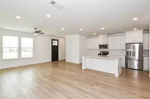 8905 Stablehand Mews, Frisco, TX 75035 - Photo 4