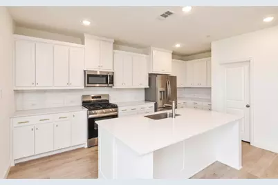 8905 Stablehand Mews, Frisco, TX 75035 - Photo 2