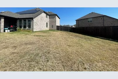 2924 Spirit Woods Lane, Arlington, TX 76001 - Photo 38