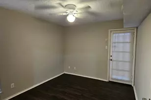 9520 Royal Ln, Dallas, TX 75243 - Photo 2