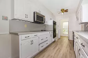 586 Abilene Dr, Lewisville, TX 75067 - Photo 16