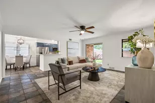 10215 Vinemont St, Dallas, TX 75218 - Photo 12