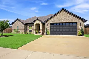 732 Coblestone Circle, Mabank, TX 75147 - Photo 1