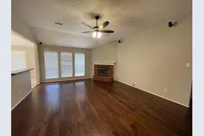 1405 High Crest Drive, Mansfield, TX 76063 - Photo 2