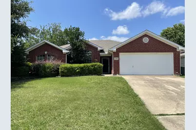1405 High Crest Drive, Mansfield, TX 76063 - Photo 1