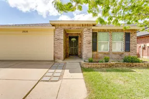 1616 Diamond Lake Trail, Fort Worth, TX 76247 - Photo 2