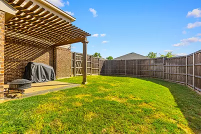 1734 Pioneer Way, Lancaster, TX 75146 - Photo 16