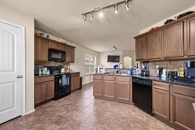 1734 Pioneer Way, Lancaster, TX 75146 - Photo 8