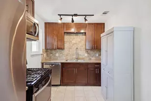 7208 Van Natta Ln, Fort Worth, TX 76112 - Photo 4