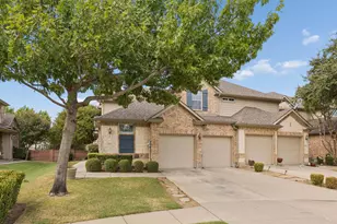 4145 Cobblestone Dr, Carrollton, TX 75007 - Photo 4