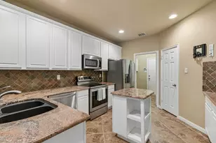4145 Cobblestone Dr, Carrollton, TX 75007 - Photo 12