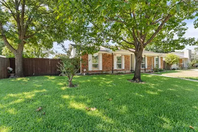 1813 Dodge Trail, Grand Prairie, TX 75052 - Photo 4