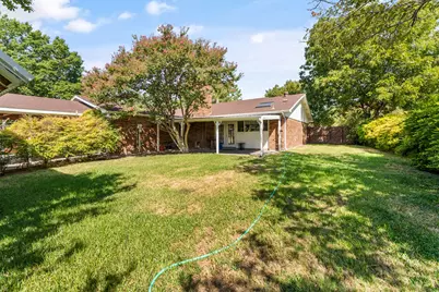 1813 Dodge Trail, Grand Prairie, TX 75052 - Photo 26